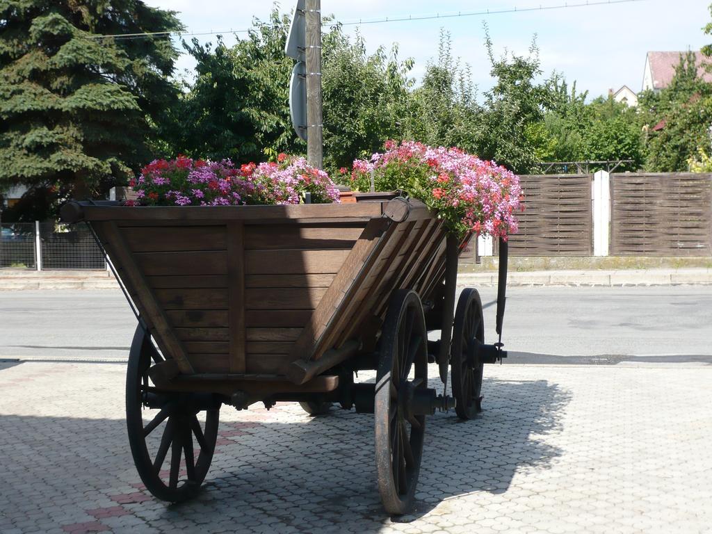 Hotel Na Statku Neprevazka Exterior foto